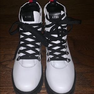 steve madden white lace up boots